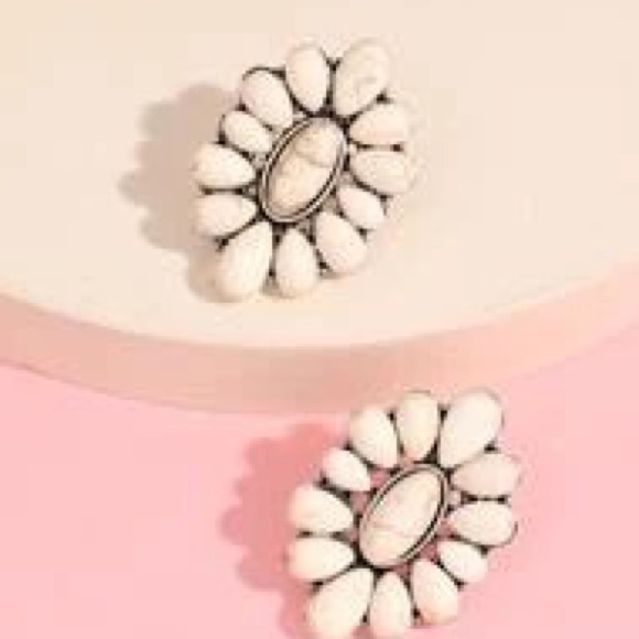 Oval Boho Western Squash Blossom Natural Stone Earrings - Picture 3 of 7